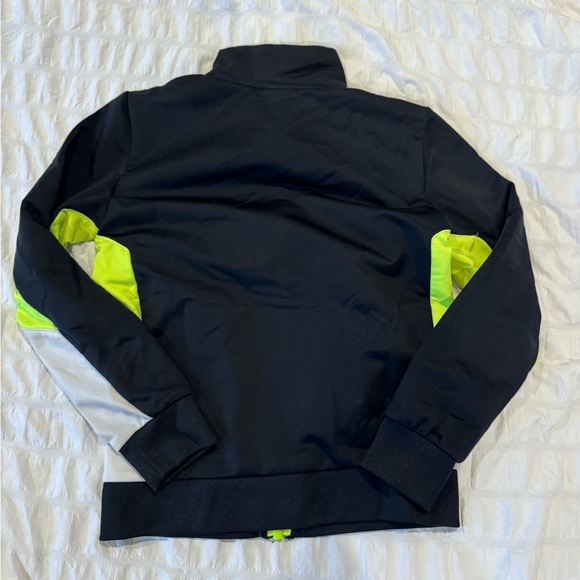 Boys Nike Jacket - Picture 2 of 3